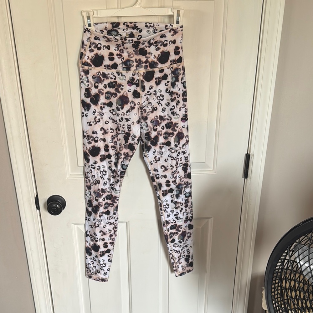 Spiritual GANGSTER City Leopard Intent Leggings sz M